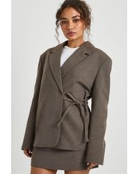 Boohoo - Belted Wool Look Tie Detail Blazer - Lyst