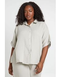 Boohoo - Plus Short Sleeve Boxy Beach Shirt - Lyst