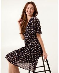 Blue Vanilla - V Neck Tie Back Flower Printed Mini Dress - Lyst