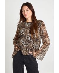 Boohoo - Leopard Chiffon Flare Sleeve Blouse - Lyst