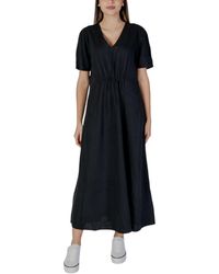 B.Young - Linnen Maxi Jurk Vneck Korte Mouwen - Lyst