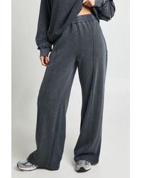 Boohoo - Washed Pintuck Detail Straight Leg Jogger - Lyst