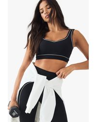 DSGN Studio - Sculpt Contrast Piping Sports Bra - Lyst