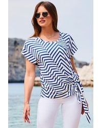 Sosandar - Ivory & Stripe Print Tie Waist Jersey T-Jersey Shirt - Lyst