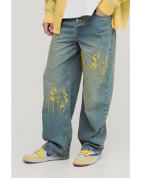 BoohooMAN - Relaxed Rigid Embroidery Washed Denim Jeans - Lyst