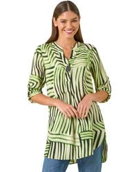 Roman - Abstract Linear Print V-Neck Button Top - Lyst