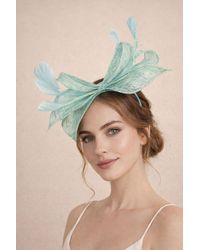 SVNX - Bow Shaped Fascinator With Sinamay Curls & Feathers - Lyst
