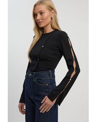 Karen Millen - Viscose Blend Stud Detail Long Sleeve Knit Top - Lyst