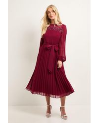 Wallis - Petite Pleated Floral Trim Midi Dress - Lyst