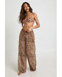 Boohoo - Abstract Print Chiffon Wide Leg Beach Trouser - Lyst