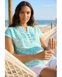 Roman - Leaf Print V-Neck Button Top - Lyst
