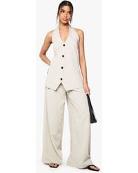 Boohoo - Floaty Pleated Wide Leg Tailored Trouser - Lyst