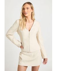 Boohoo - Petite Tailored Barrel Sleeve Cinch Waist Blazer - Lyst