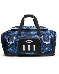 Oakley - 70L Urban Ruck Rc Camo Duffle Bag - Lyst
