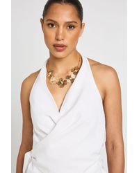 Boohoo - Openwork Flower Statement Necklace - Lyst