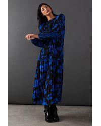 Warehouse - Printed Pleat Chiffon Midaxi Dress - Lyst
