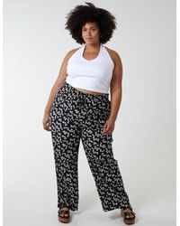 Blue Vanilla - Curve Daisy Print Plisse Culotte - Lyst