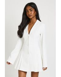 Boohoo - Tailored Structured Cinched Waist Pleated Blazer Dress - Lyst