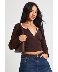 Boohoo - Ribbed Contrast Henley Button Long Sleeve Top - Lyst