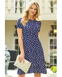 Sosandar - Spot Print Ruched Sleeve Jersey Shift Dress - Lyst