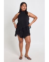 Boohoo - Plus Lace Trim Plisse Shorts - Lyst