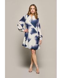 Mart Visser - Denzel Print Jurk Navy / Wit - Lyst