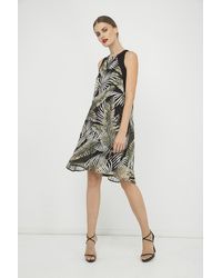Conquista - Mouwloze Chiffon Jurk Met A-lijn Print - Lyst