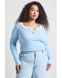 Boohoo - Plus Ribbed Contrast Henley Button Long Sleeve Top - Lyst