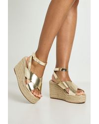 Boohoo - Wide Fit Cross Strap Wedges - Lyst