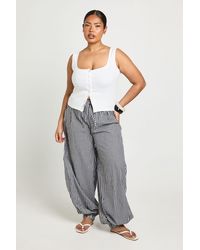 Boohoo - Plus Gingham Balloon Trouser - Lyst