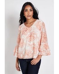 Wallis - Petite Floral Flute Sleeve Top - Lyst