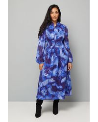 Wallis - Petite Floral Print Shirred Waist Midi Dress - Lyst