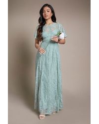 Oasis - Petite Angel Sleeve Lace Bridesmaid Dress - Lyst