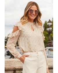 Sosandar - Ivory Metallic Fleck Print Cold Shoulder Top - Lyst