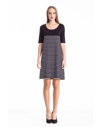 Conquista - Streepdetail A-lijn Stretch Jurk - Lyst