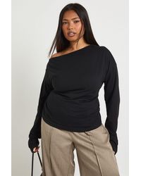 Boohoo - Plus Off The Shoulder Ruched Split Hem Top - Lyst