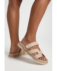 Boohoo - Raffia Cut Out Detail Sliders - Lyst