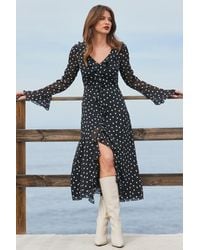 Sosandar - Petite Spot Print Ruffle Detail Fluted Sleeve Midi Dress - Lyst