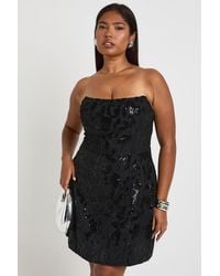 Boohoo - Plus Bandeau Structured Velvet Lace Demask Skater Mini Dress - Lyst
