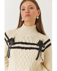 Bianco Lucci - Turtleneck Baklava Knit Sweater With Ribbon Detail - Lyst