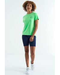 TOMMY LIFE - Relaxed Crew Neck T-Shirt With Side Slits - Lyst