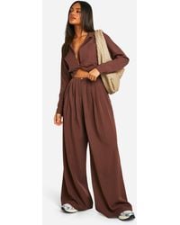Boohoo - Woven Low Rise Extreme Wide Leg Pleated Trouser - Lyst