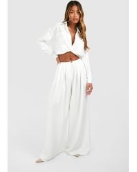 Boohoo - Low Rise Extreme Wide Leg Pleated Trouser - Lyst