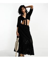 Iisla & Bird - Broderie Tie Front Beach Crop Top Co-Ord - Lyst