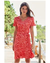 Sosandar - Tiger Print Ruffle Hem Tie Waist Jersey Dress - Lyst