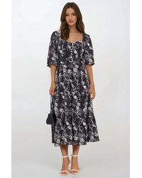 Hiccup - Embroidered Sweetheart Neck Tiered Maxi Dress With A Puff Sleeves - Lyst