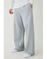 BoohooMAN - Tall Basic Extreme Wide Leg Sweatpants - Lyst