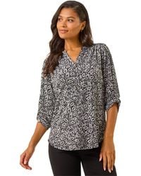 Roman - Leaf Print V-Neck Stretch Top - Lyst