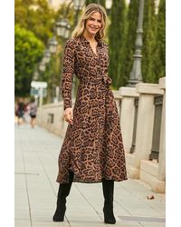 Sosandar - Leopard Print Midi Shirt Dress With Belt - Lyst