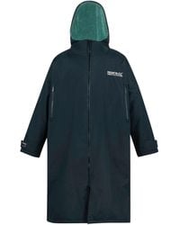 Regatta - Adult Spirit Of Adventure Waterproof Changing Robe /Ivy Moss) - Lyst